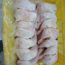  مواد پروتئینی | گوشت ران مرغ منجمد