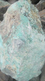  مواد معدنی | سنگ مس اکسیدی کلوخ و سنگ