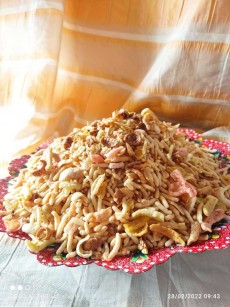  تنقلات و شیرینی | پفک برنجی