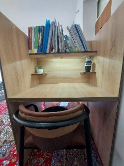  مبلمان و دکوراسیون | میز مطالعه و صندلی