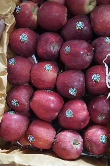  میوه | سیب سیب سوپر مارک دار صادراتی