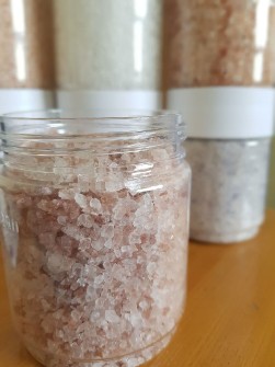  چاشنی و افزودنی | نمک نمک صورتی هیمالیا عمده: قیمت فوق‌العاده، کیفیت بی‌نظیر