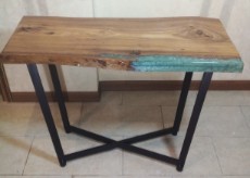  کادویی و صنایع دستی | صنایع دستی چوبی انواع میز و استندهای مختلف و ظروف چوبی و شمعدان چوبی